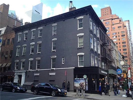 Rented by essential NEW YORK Real Estate | media 30