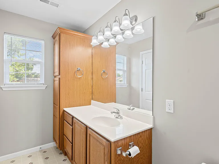 5703 Candlewood Dr — Photo 12