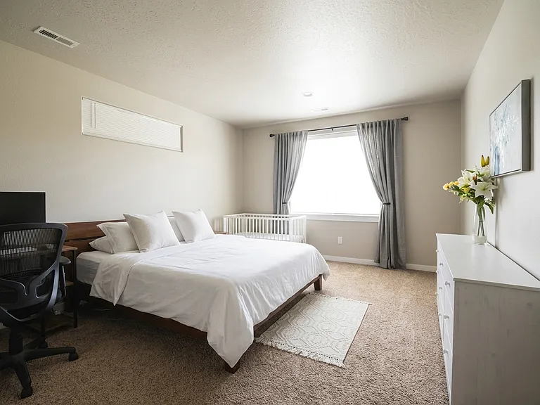 1835 SW Panorama Dr — Photo 9