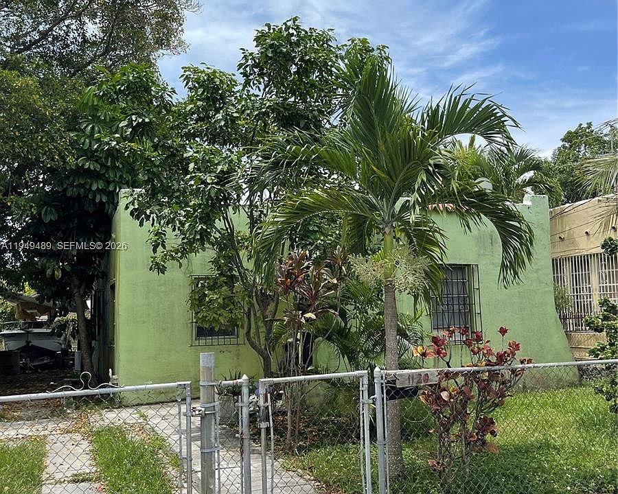 1st image of 1120 NW 31st St