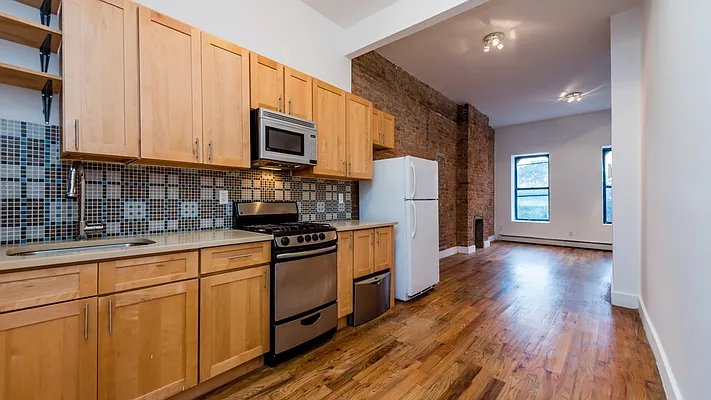 Rented by Nooklyn NYC LLC | media 5