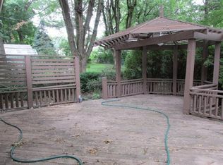 6121 W 85th Ter, Overland Park, KS 66207