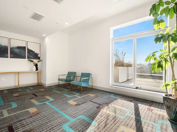 1325 Herkimer Street image 8 of 9