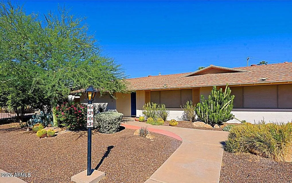 2 bed, 2.0 bath, 1400 sqft, $1,899 — Photo 4