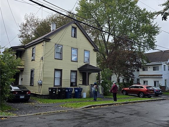 2nd image of 115 Hartson St
