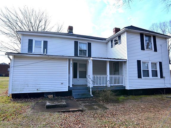 2nd image of 605 Payne St