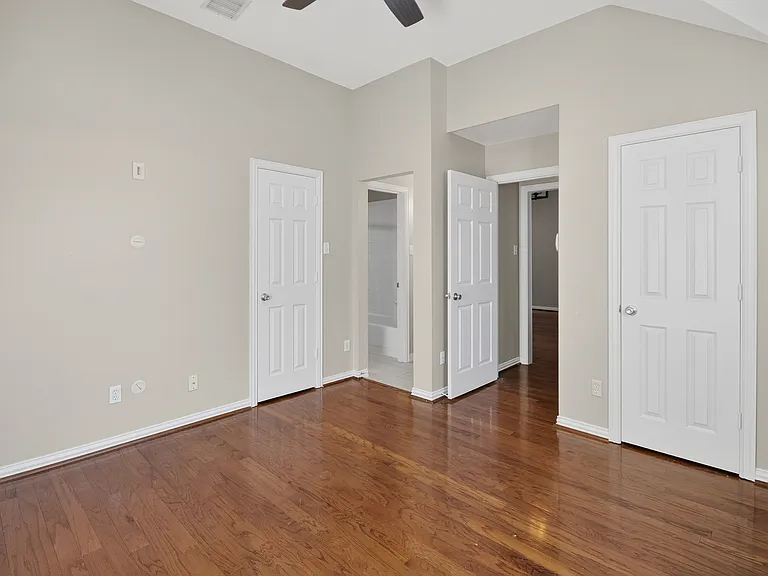 1604 Wagon Wheel Dr — Photo 6