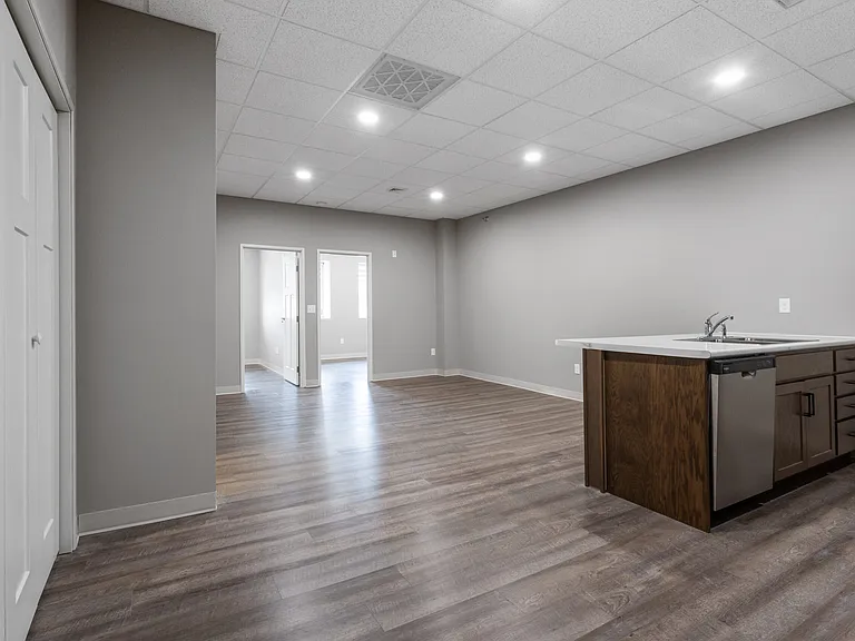 261 Dakota Ave S #8 — Photo 7