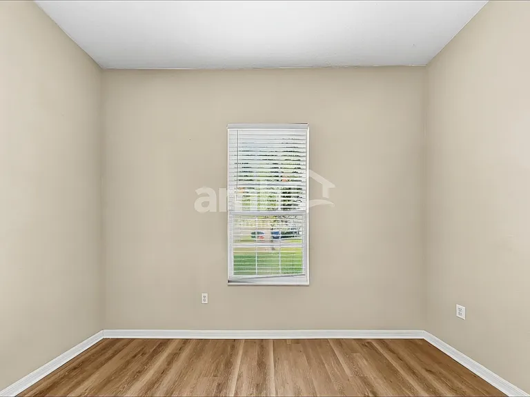 3828 Alamanda Hills Ln — Photo 15