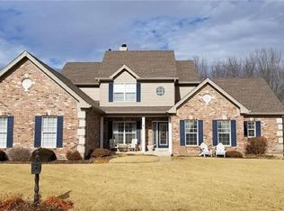 600 Thorntree Ln, Eureka, MO 63025