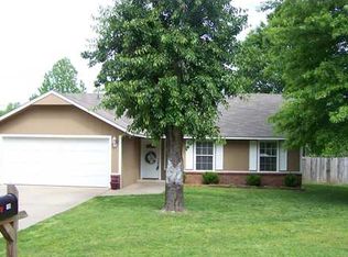 198 Ruth St, Farmington, AR 72730