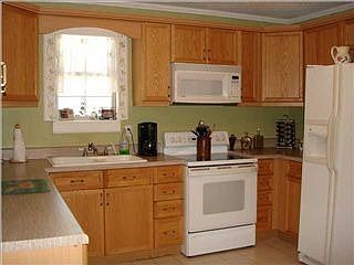 2nd image of 7 Eula Dr