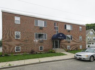 71 Oxford St #4CRG, Cambridge, MA 02138