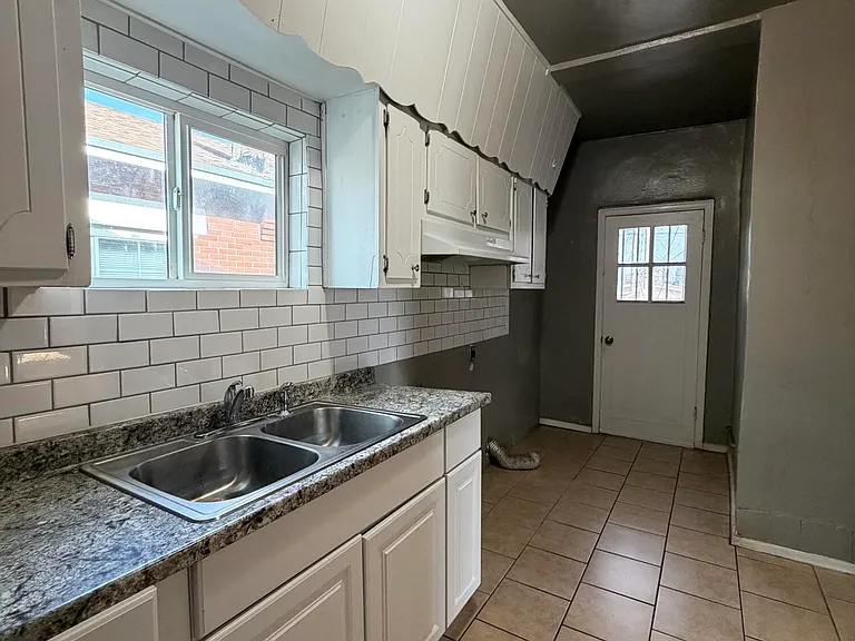 3000 Wyoming Ave — Photo 13