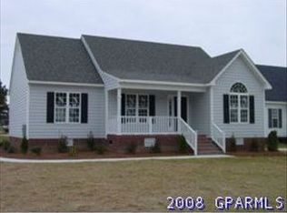 916 Sebring Dr, Winterville, NC 28590