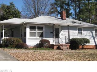 2324 Hiawatha Dr, Greensboro, NC 27408