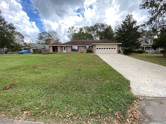 4th image of 1121 E Lakeshore Dr