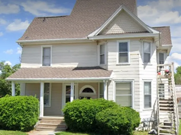 2 Bedroom 1 Bath, 1123 W 22nd St, Cedar Falls, IA 50613