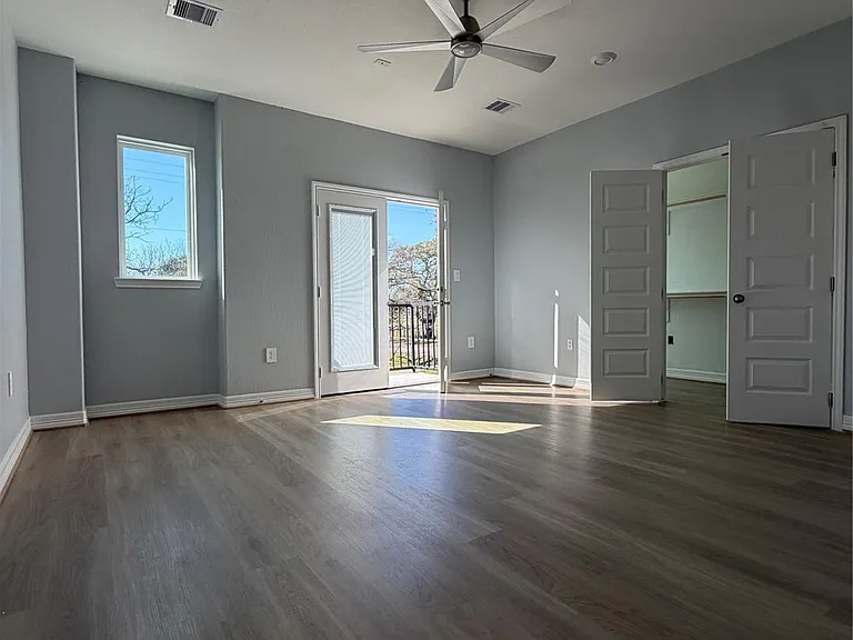 9307 Noel St — Photo 4
