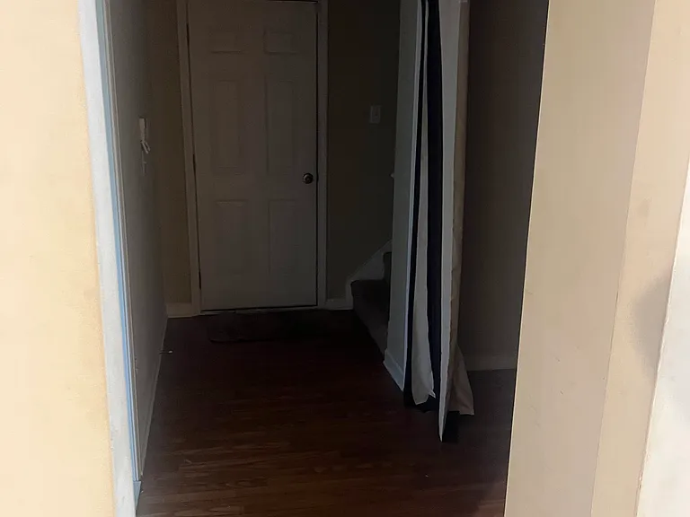 301 Vineyard Ridge Ln — Photo 8