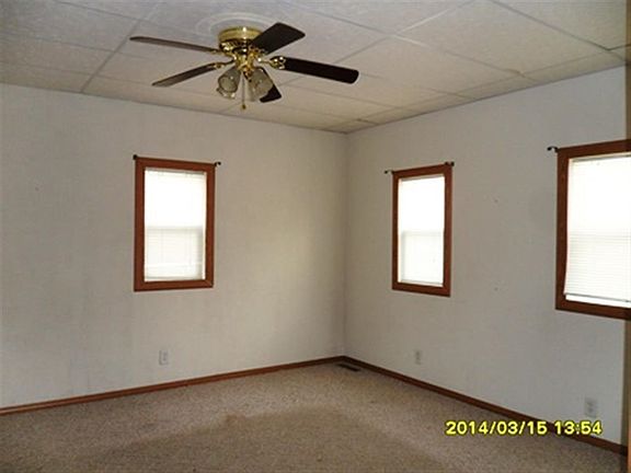4th image of 310 N Montgomery St