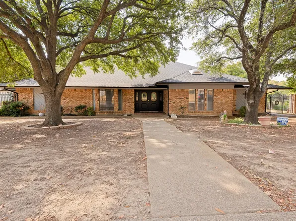 2104 Teakwood Trce, Fort Worth, TX 76112