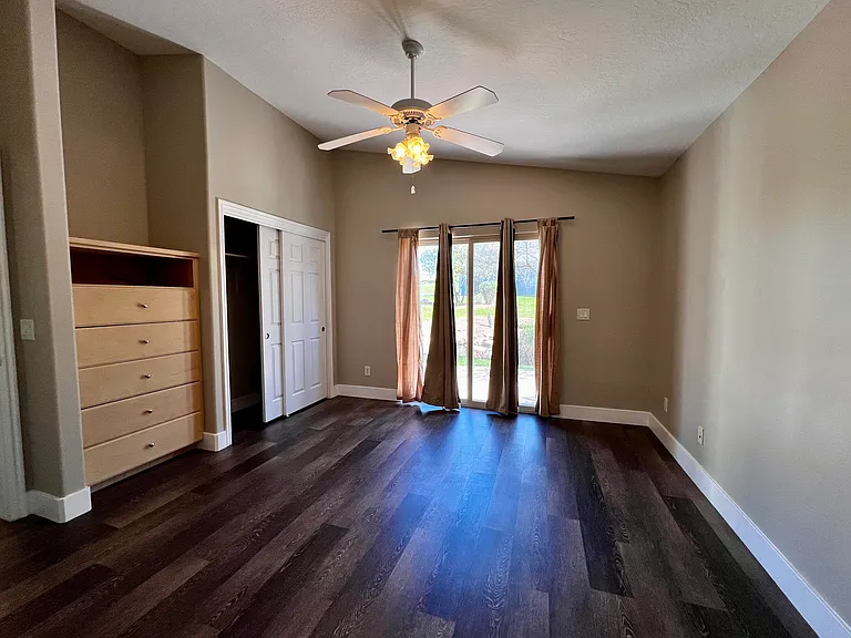 400 Paradise Pkwy #124 — Photo 8