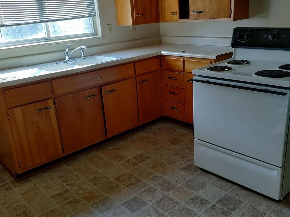 1st image of 6640 Maywood Ave #B