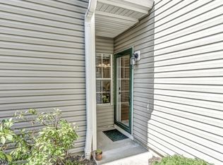 30 Four Oaks Rd, Bedminster, NJ 07921