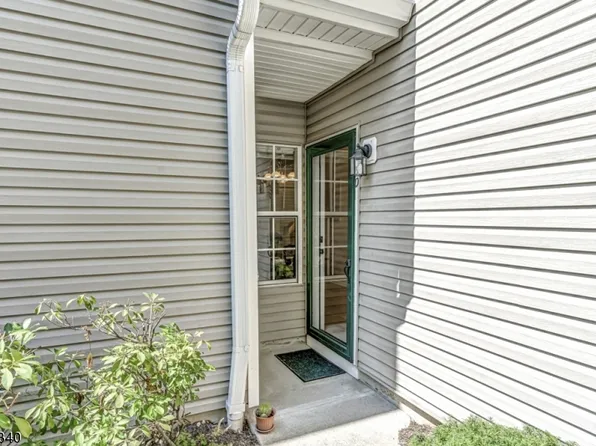 30 FOUR OAKS ROAD, Bedminster Twp., NJ 07921