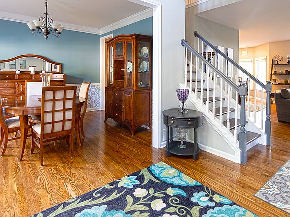 Dining room from foyer