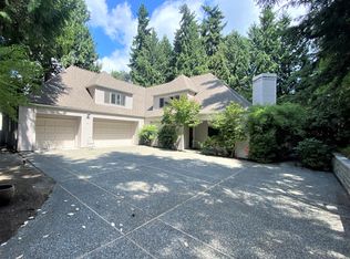 2436 108th Ave SE, Bellevue, WA 98004