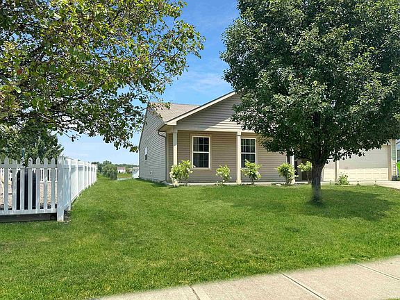 2nd image of 2614 Gawain Dr