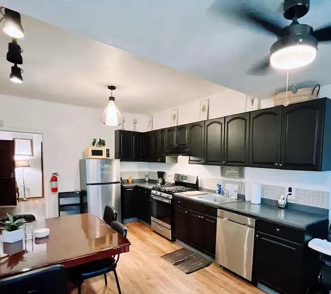 102 Chapel St #2 — Photo 4