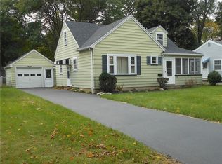 257 Cinnabar Rd, Rochester, NY 14617