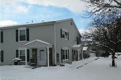 1st image of 220 Canterbury Ln #D-33