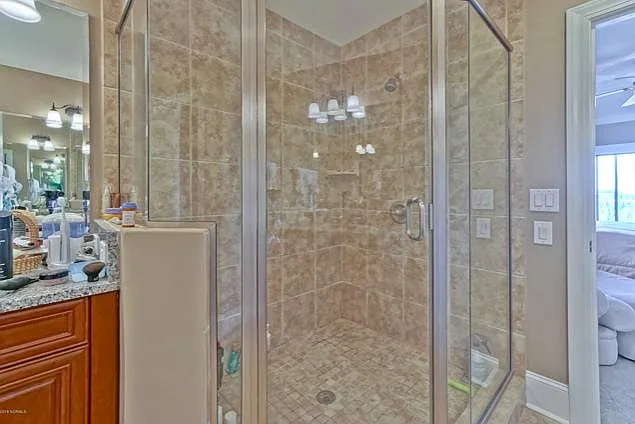915 Shoreline Dr W #132 — Photo 17