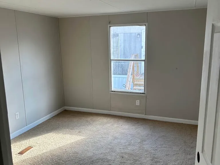 446 Loose Creek Hwy #25 — Photo 4