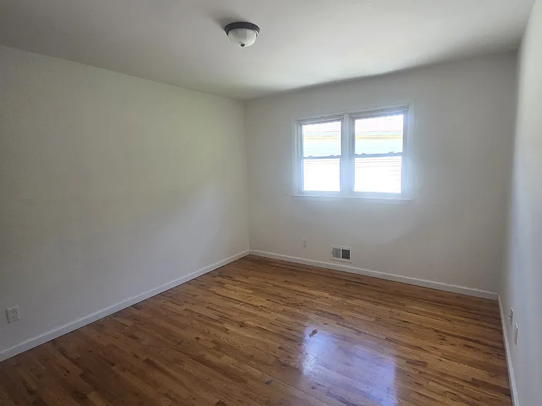 36 Maple Ct — Photo 17