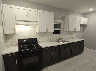 34 Howard St FLOOR 2, Irvington, NJ 07111