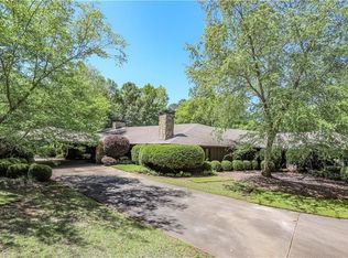 1220 Old Country Ln, Auburn, AL 36830