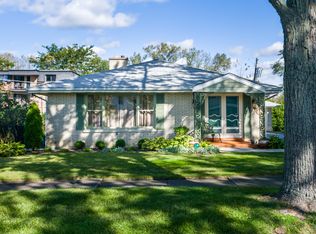 247 N Bradley Dr, Chicago Heights, IL 60411