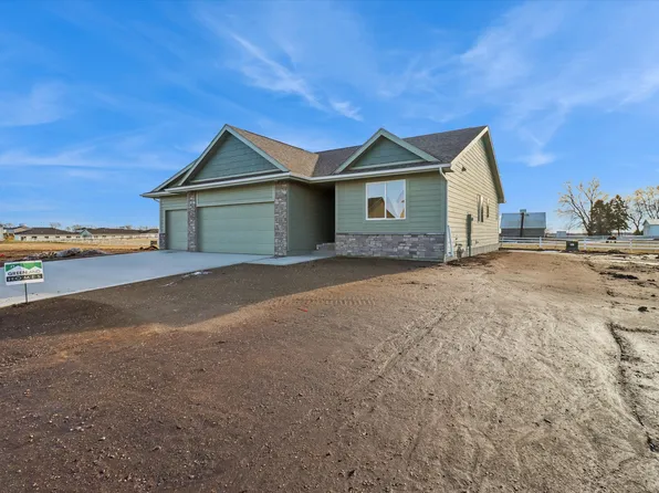 656 34th St SE, Altoona, IA 50009