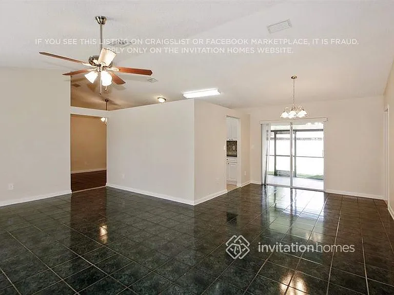 11307 SW 167th St — Photo 4