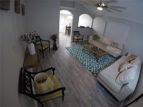 3rd image of 3148 Ronay Dr