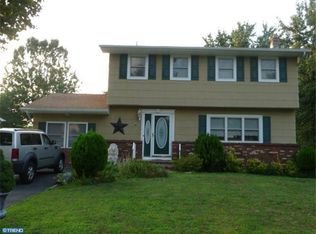 96 Knapp Ave, Hamilton, NJ 08610