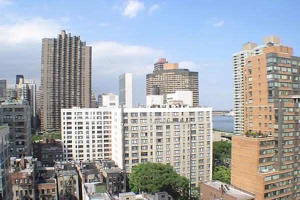 Rented by Steven Corcoran Real Estate | media 43