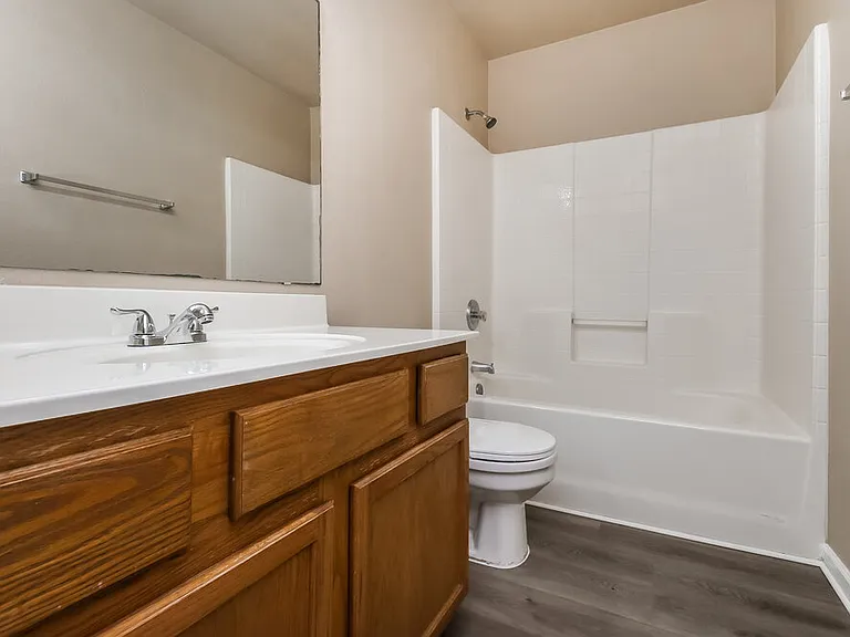 11346 E Dartmouth St — Photo 14