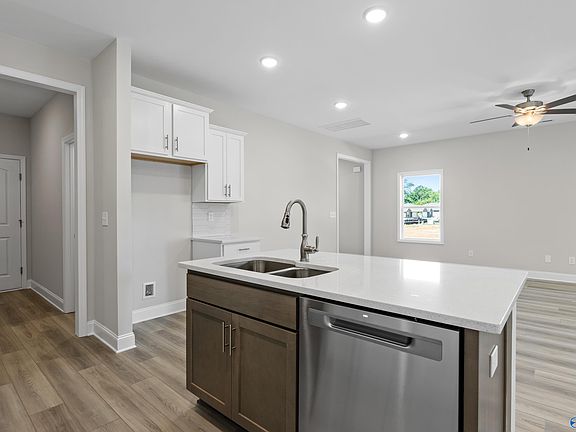 3rd image of 1738 Stampede Cir SE