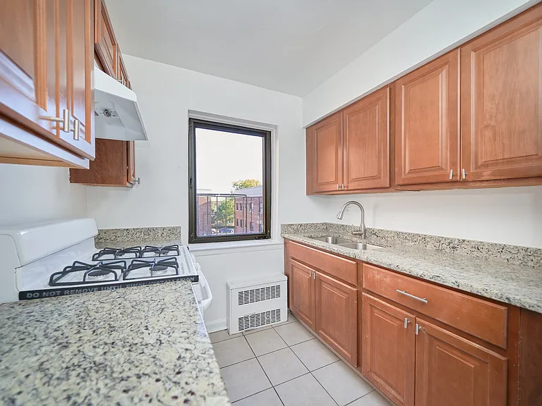 150-45 73rd Ave #3G — Photo 5